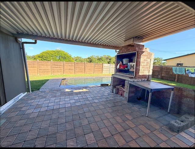 3 BEDROOM HOUSE FOR SALE IN GRANTHAM PARK